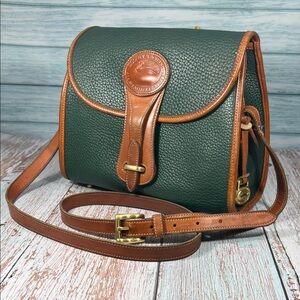 🦆 DOONEY & BOURKE MEDIUM ESSEX SHOULDER BAG FIR GREEN BRITISH TAN R25